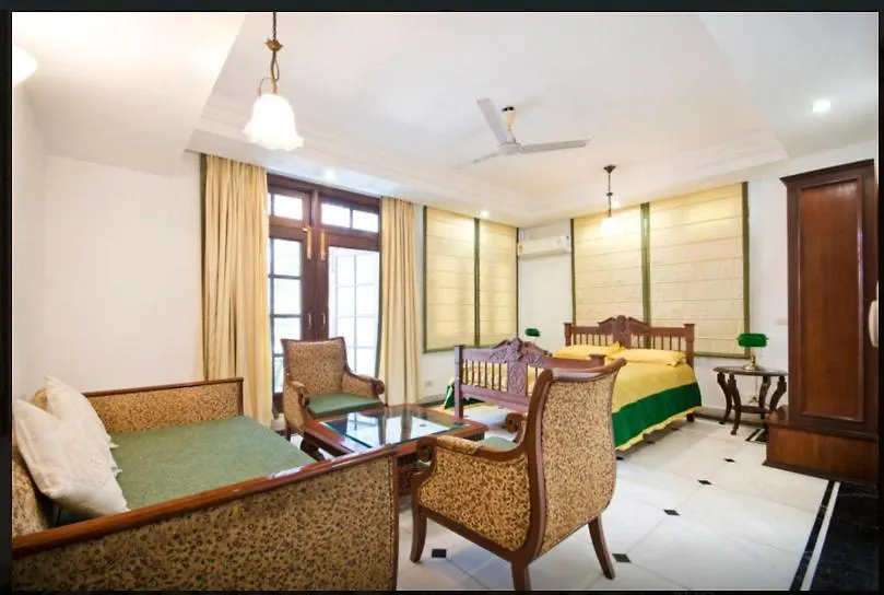 Villa 33 뉴델리 B&B